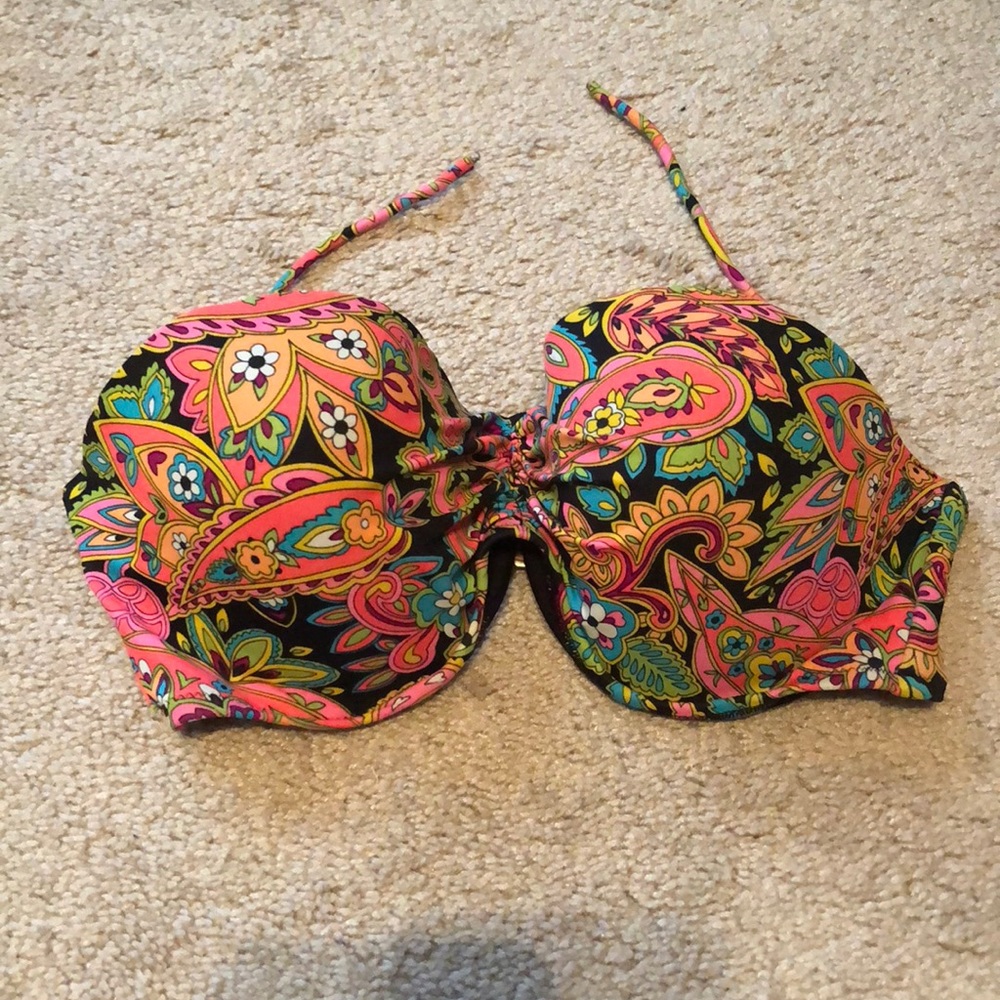 Victoria’s Secret paisley print bikini top